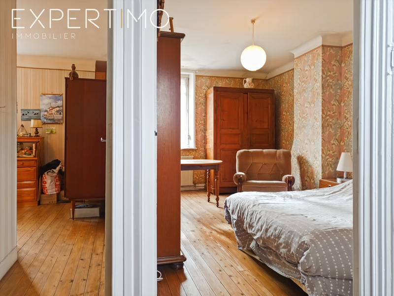 Maison - 96 m² - 6 pièces