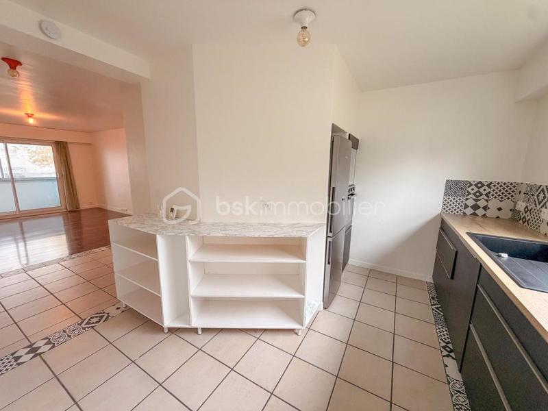 Appartement - 81 m² - 3 pièces