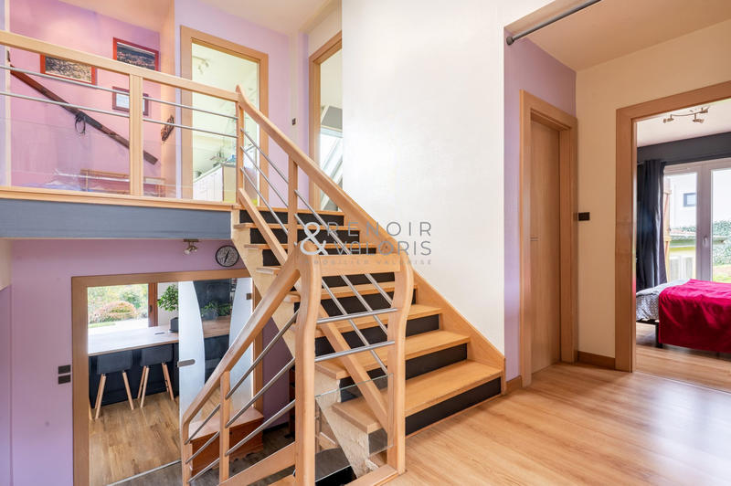 Maison - 320 m² - 7 pièces