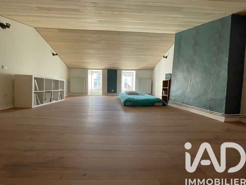 Maison - 185 m² - 6 pièces