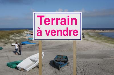 Terrain constructible - 592 m²