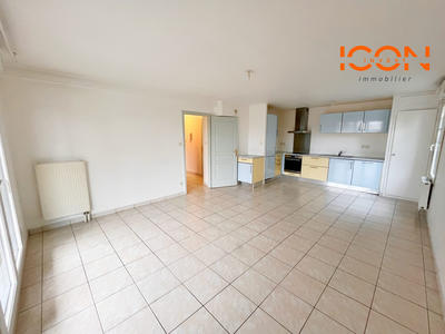 Appartement - 79 m² - 4 pièces