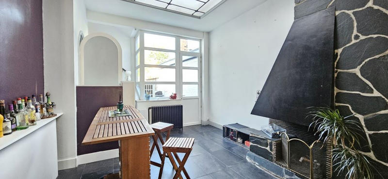 Maison - 170 m² - 8 pièces