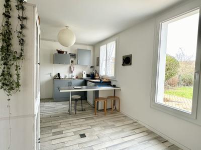 Maison - 105 m² - 5 pièces