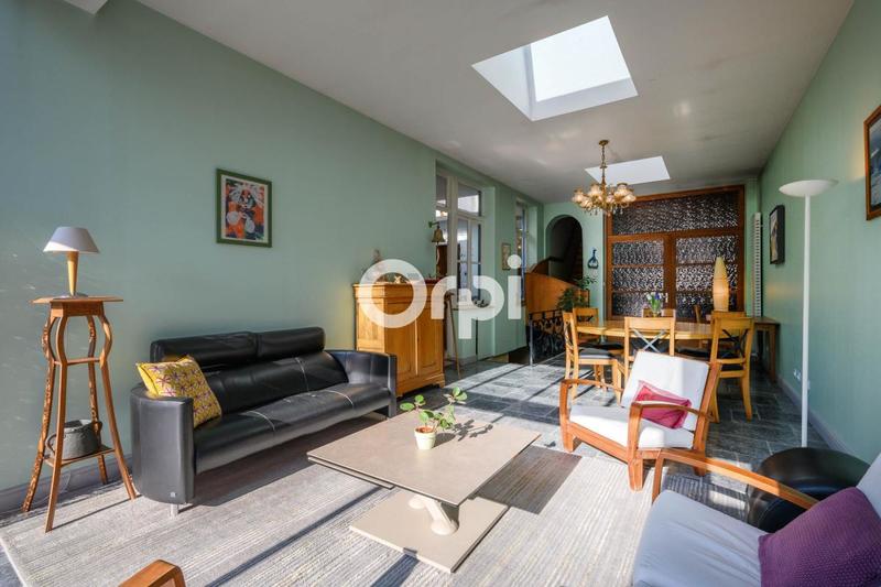 Maison bourgeoise - 320 m² - 8 pièces