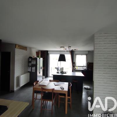 Maison - 94 m² - 4 pièces