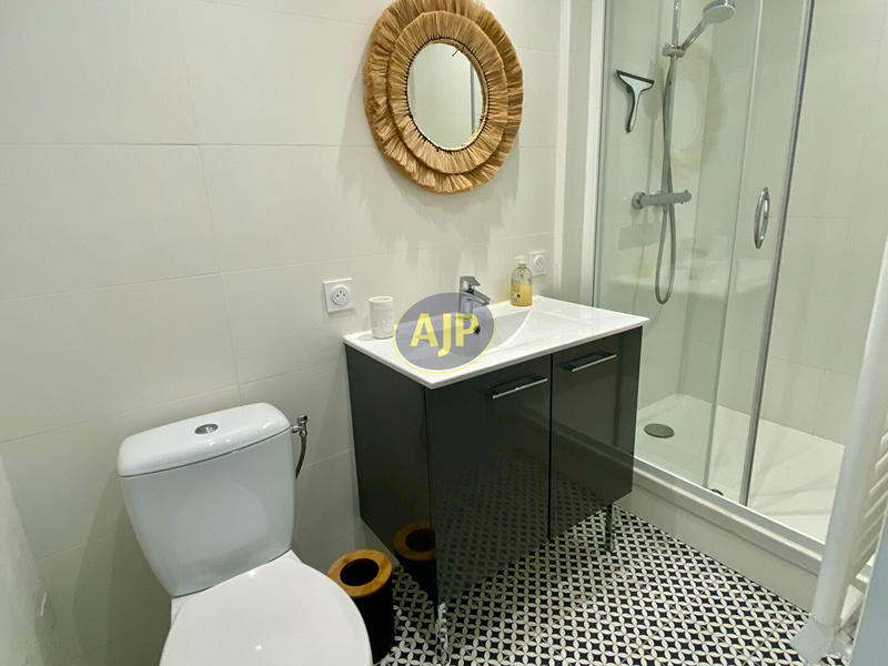 Appartement - 85 m² - 4 pièces