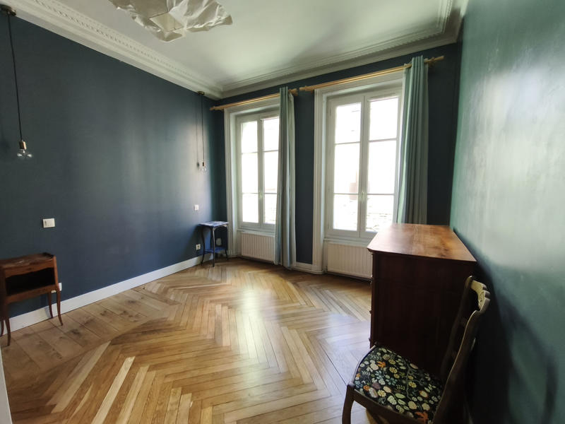 Appartement - 90 m² - 3 pièces