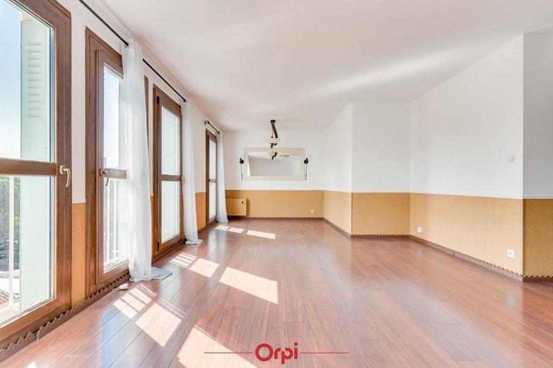 Appartement - 97 m² - 4 pièces