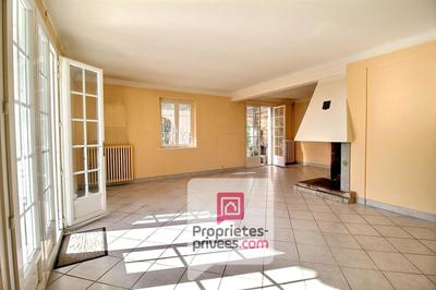 Maison - 145 m² - 7 pièces