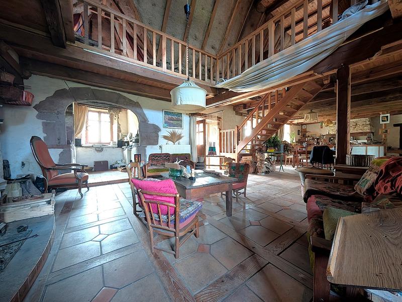 Maison - 200 m² - 5 pièces