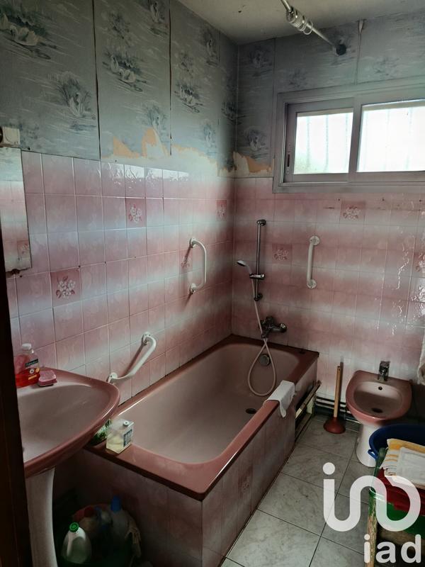 Maison - 178 m² - 8 pièces