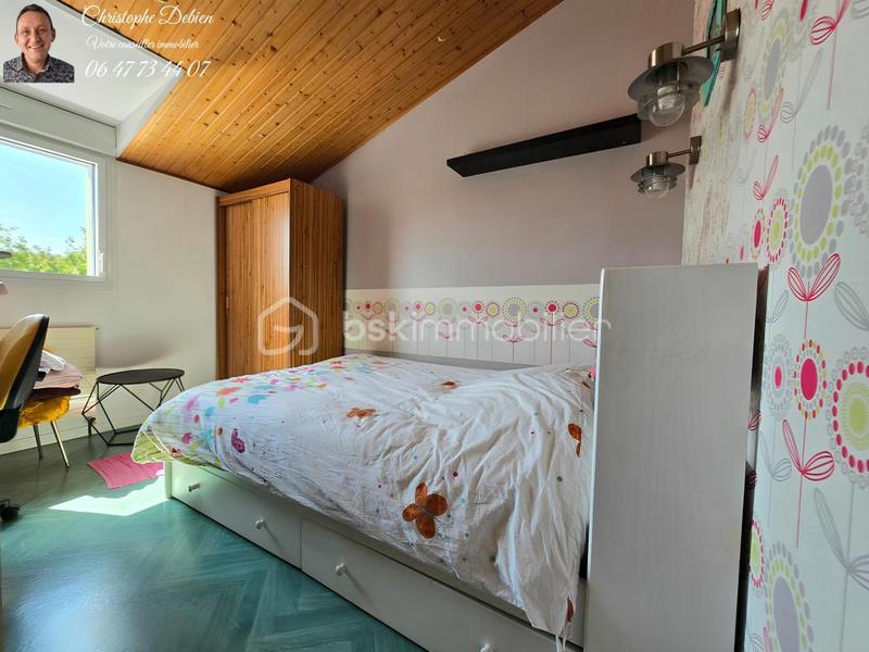 Pavillon - 211 m² - 6 pièces