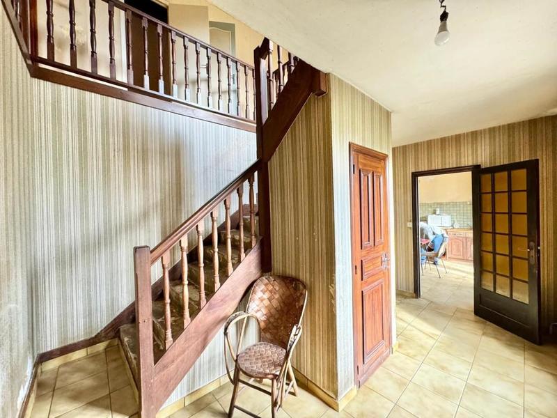 Maison - 217 m² - 7 pièces