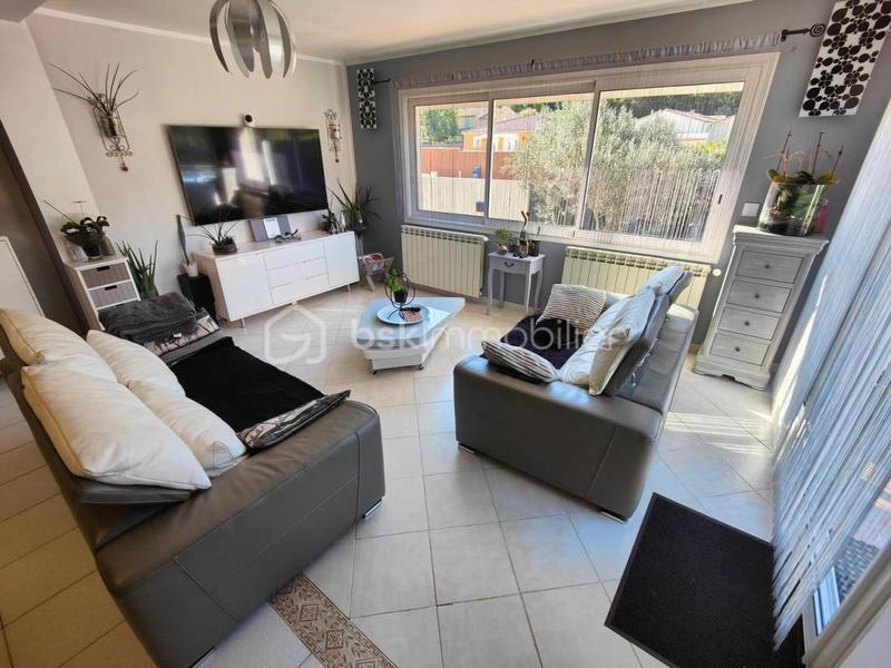 Villa - 169 m² - 6 pièces