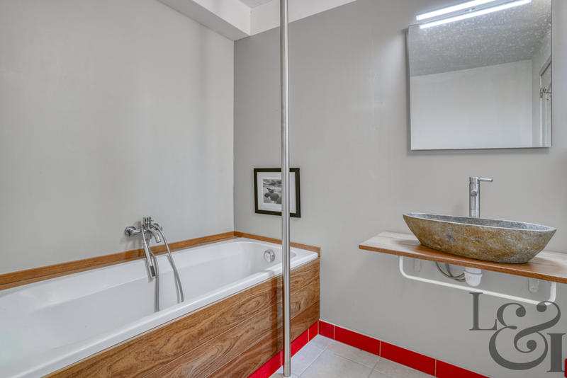 Maison - 145 m² - 6 pièces