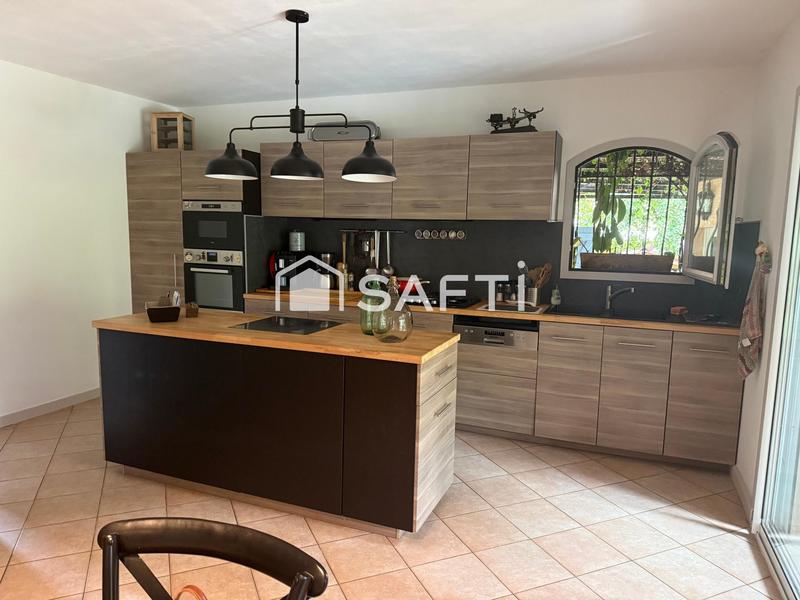 Villa - 220 m² - 10 pièces