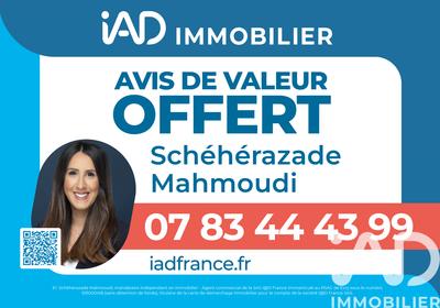 Maison - 230 m² - 8 pièces