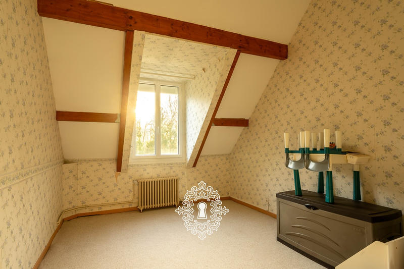 Maison - 195 m² - 7 pièces