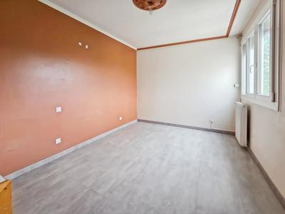 Appartement - 79 m² - 3 pièces