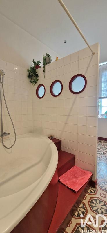 Appartement - 105 m² - 5 pièces