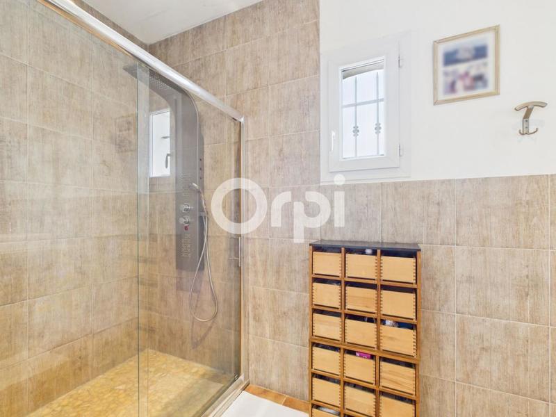 Villa - 170 m² - 6 pièces