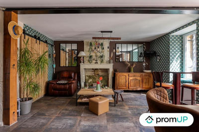 Maison - 170 m² - 7 pièces