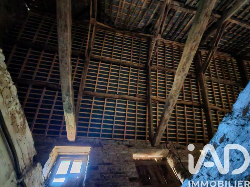 Maison - 240 m² - 1 pièce