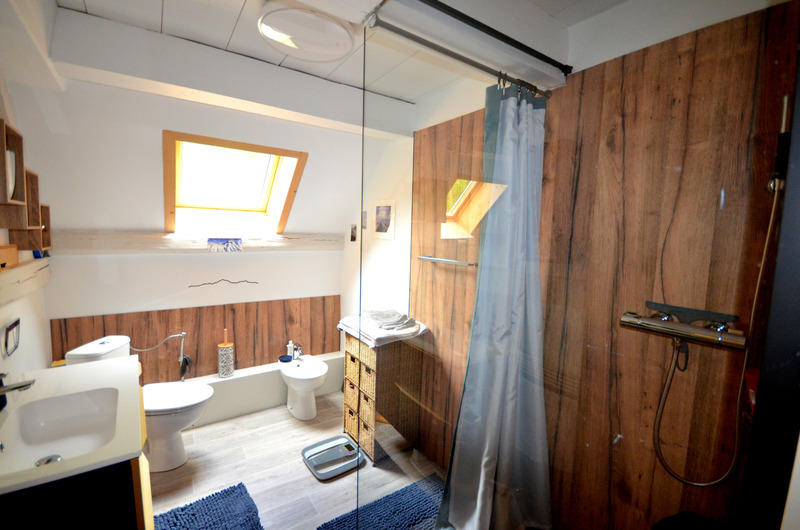 Châlet - 217 m² - 7 pièces