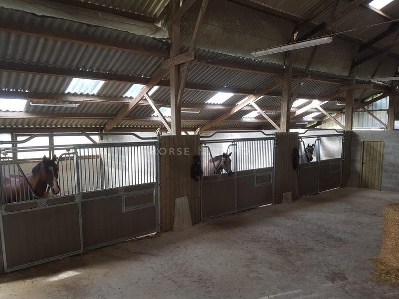 Maison - 220 m² - 5 pièces