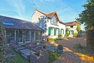 Maison - 190 m² - 5 pièces