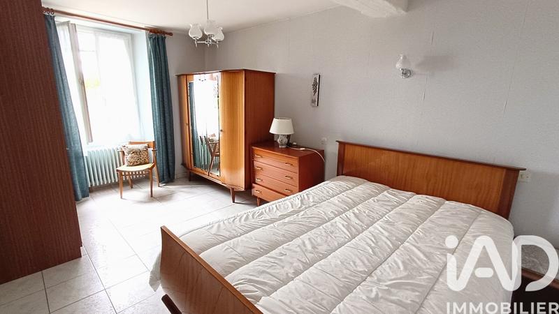 Maison - 161 m² - 8 pièces