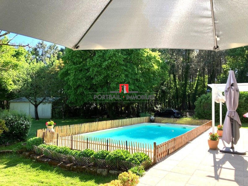 Maison - 189 m² - 7 pièces