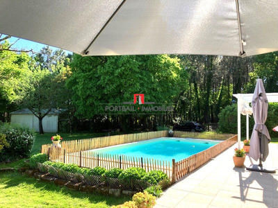 Maison - 189 m² - 7 pièces