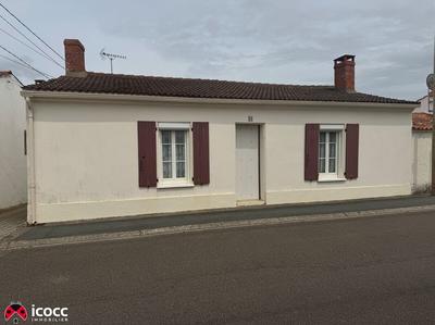 Maison de bourg - 110 m² - 6 pièces