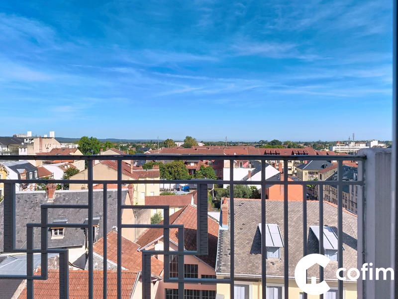 Appartement - 80 m² - 3 pièces