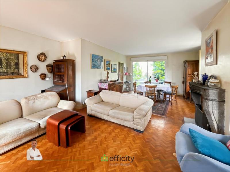 Maison - 160 m² - 9 pièces