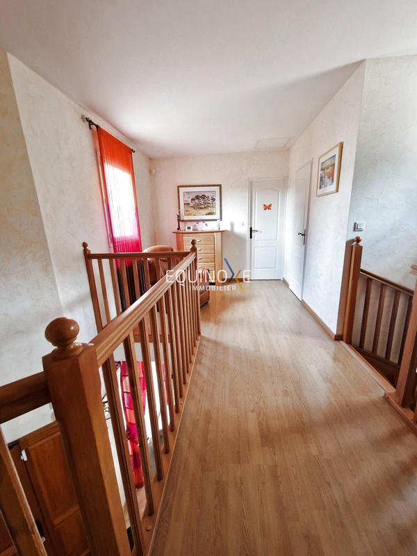 Maison - 194 m² - 7 pièces