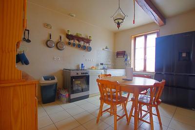 Maison - 320 m² - 4 pièces