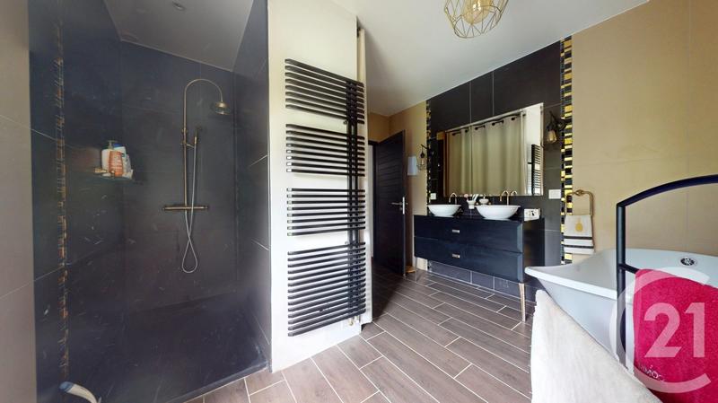 Maison - 133 m² - 4 pièces