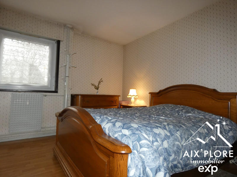 Appartement - 92 m² - 4 pièces