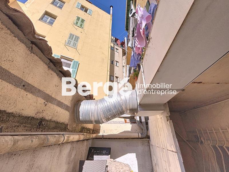 Local commercial - 255 m²