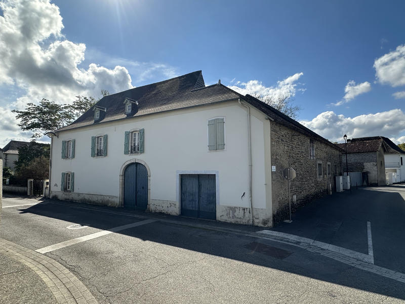 Maison de village - 150 m² - 7 pièces