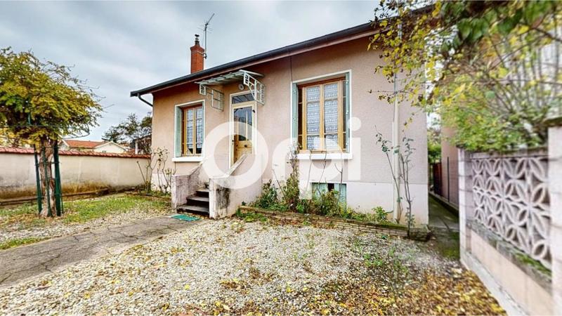Maison - 93 m² - 4 pièces