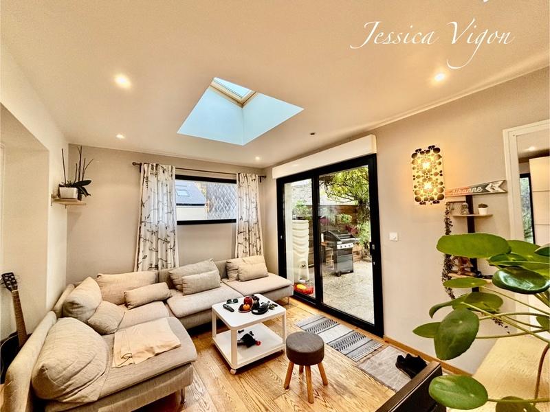 Maison - 92 m² - 5 pièces