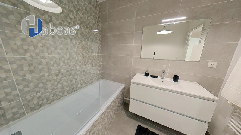 Appartement - 60 m² - 3 pièces