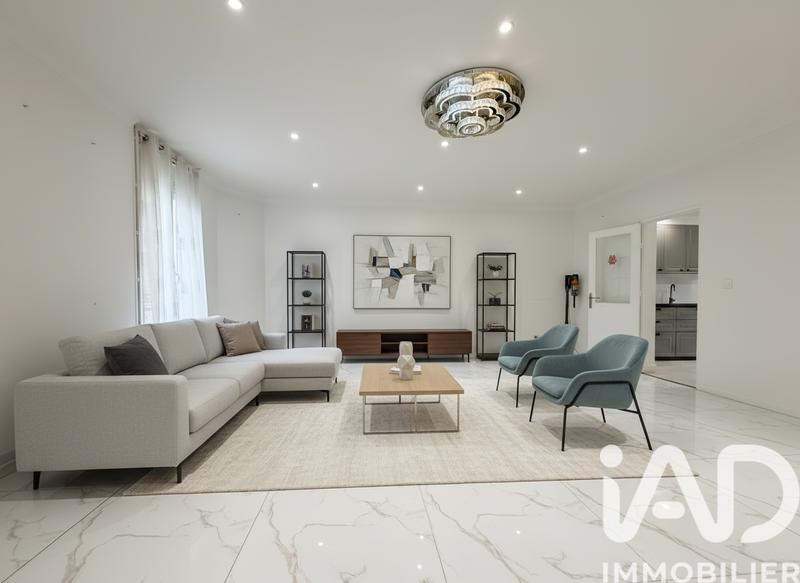 Maison - 128 m² - 7 pièces