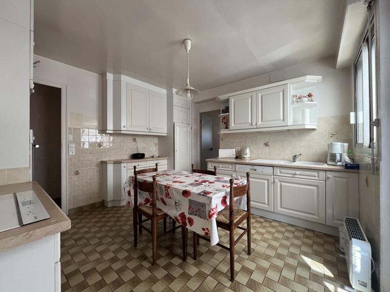 Maison - 120 m² - 8 pièces