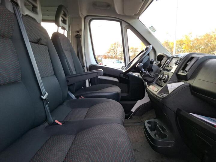 Citroën Jumper II (2) Fourgon 2.2 Bluehdi 140 s&amp;S Control L2h2 35