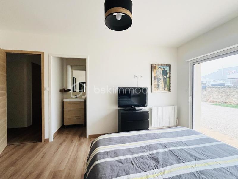 Maison - 104 m² - 4 pièces